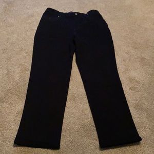 Gloria Vanderbilt size 10- slim fit